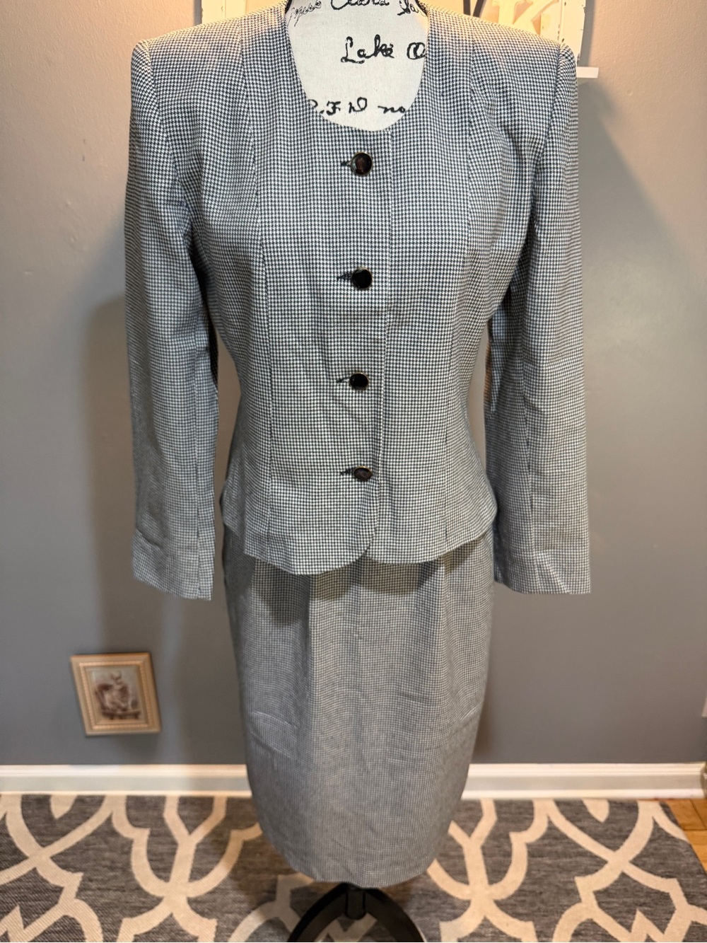 SUITSME CLASSIC WOMEN’S BLACK/WHITE HOUNDSTOOTH SKIRT SUIT SZ 10